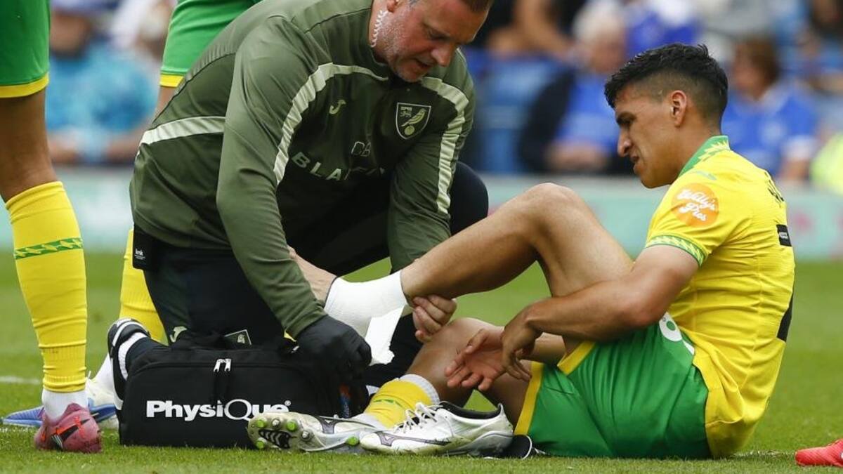 “Será cuestión de semanas, no de meses”: Marcelino Núñez se lesiona en Norwich City y podría no ser citado para Eliminatorias
