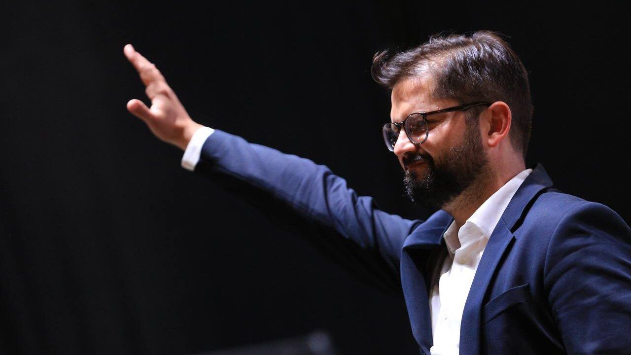 Presidente Electo Gabriel Boric realizó emotivo discurso de victoria