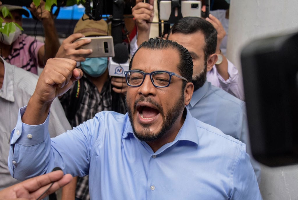 El precandidato Felix Maradiaga anuncia su candidatura en Managua