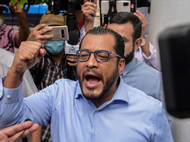 El precandidato Felix Maradiaga anuncia su candidatura en Managua