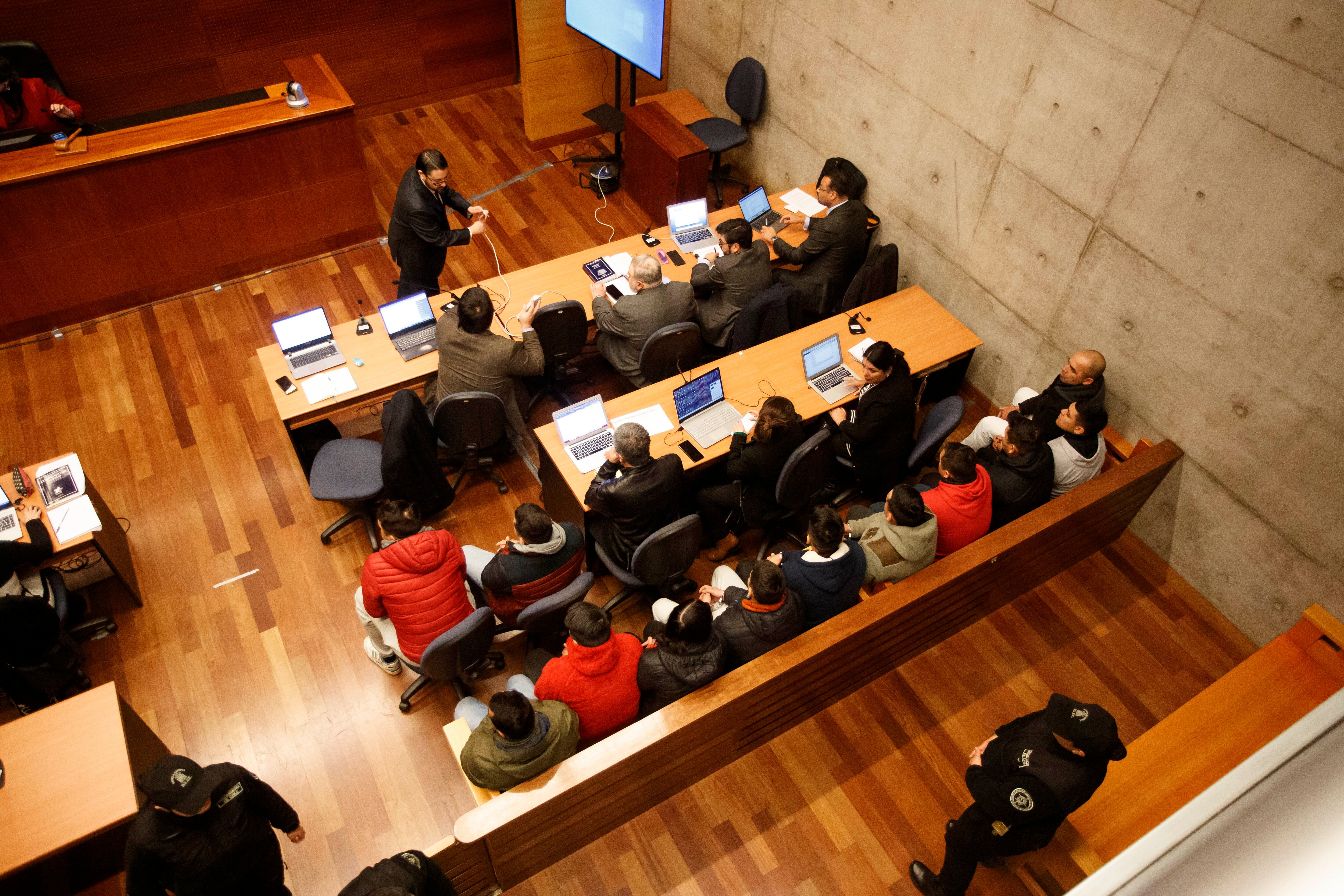 Agencia Uno | La formalización de los 12 ex carabineros de la Segunda Comisaría de Santiago
