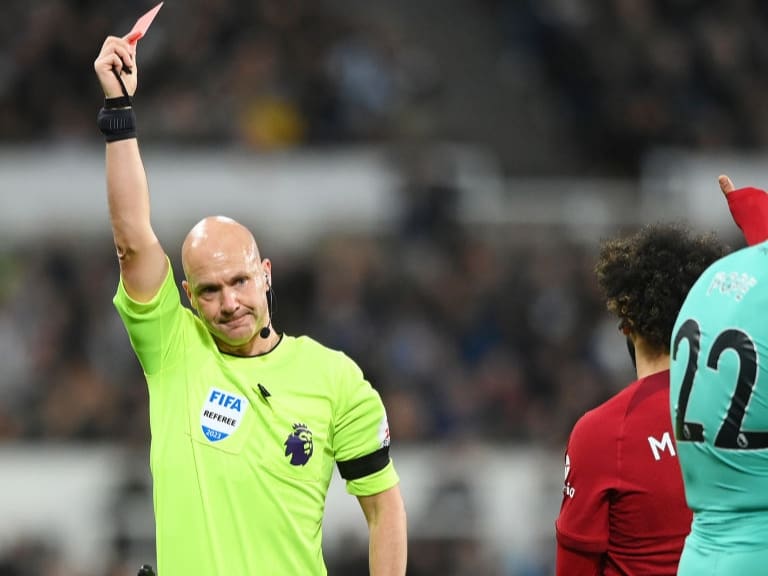 La insólita acción de Nick Pope que complicó a Newcastle en su derrota ante Liverpool