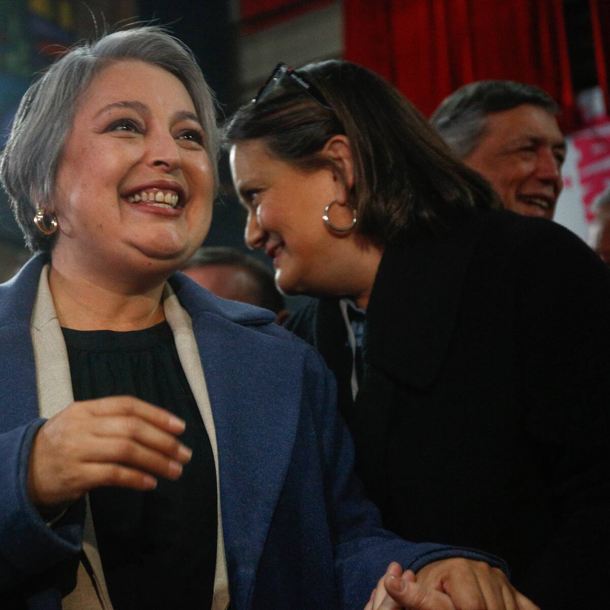 ¿Quién es la pareja de Jeannette Jara? Destapan el nombre y la ocupación del hombre que acompaña a la candidata presidencial