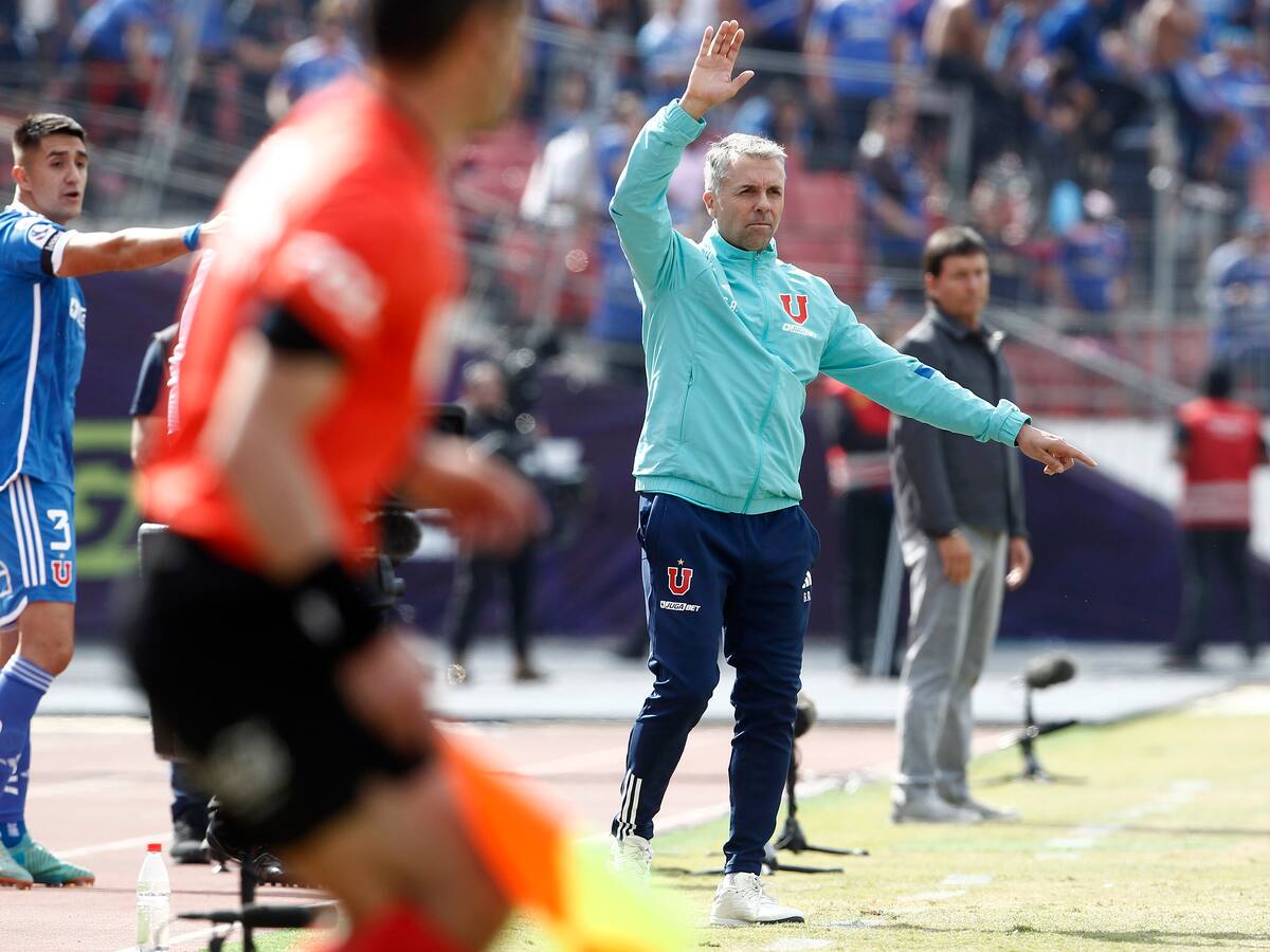 “Hay una constante...”: Gustavo Álvarez reconoce la gran falencia de la U tras igualar ante Coquimbo Unido