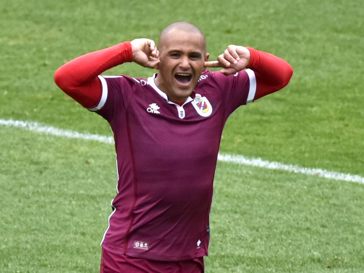 «Chupete» Suazo adelantó el duelo ante Colo Colo: «Volver al Monumental siempre será una alegría independiente de lo que pasó»