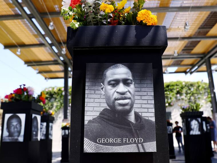 Fotografía y homenaje al asesinado George Floyd en la ciudad de San Diego