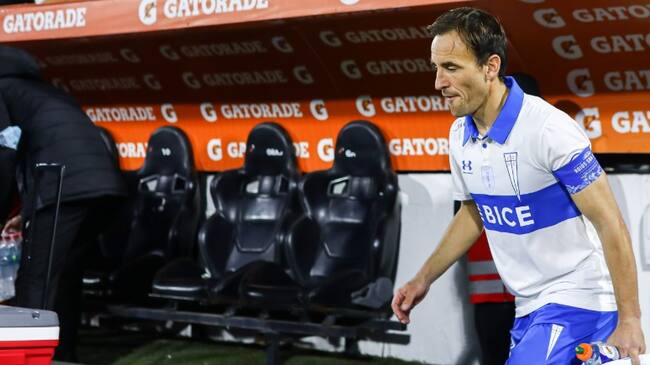 "Cara dura": Butaca robada de San Carlos en venta genera indignación en hinchas de Universidad Católica