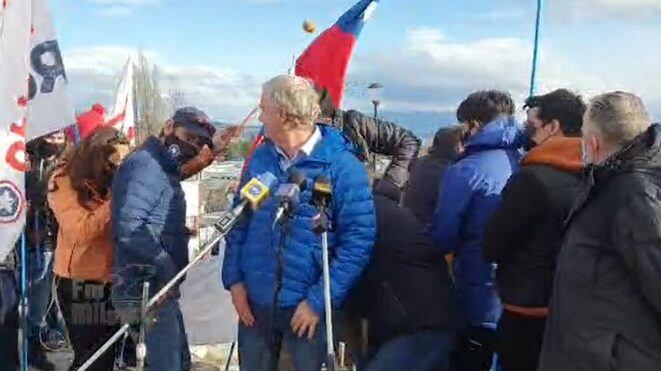 José Antonio Kast fue agredido durante actividad en Puerto Natales