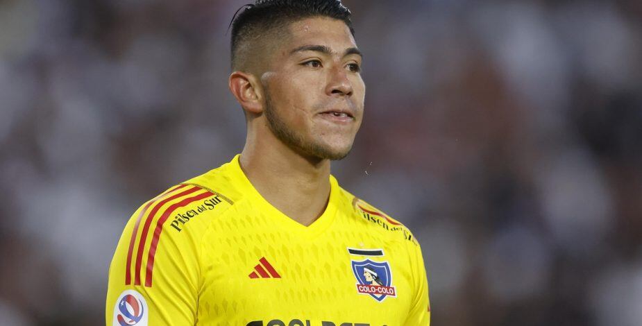 Quinteros le da otra oportunidad: Brayan Cortés asoma como titular en Colo Colo para el duelo ante O'Higgins