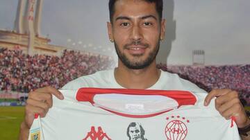 FOTO. Uno menos para los azules: Huracán confirmó el fichaje de Emmanuel Ojeda para el 2025