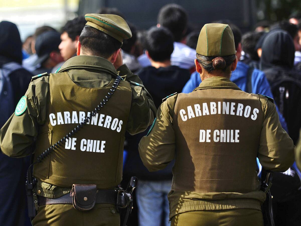 Carabineros ofrece trabajos para civiles en Chile: hay sueldos de $1 millón 500 mil