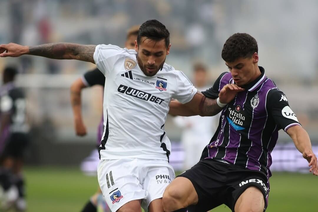 Instagram @colocolooficial
