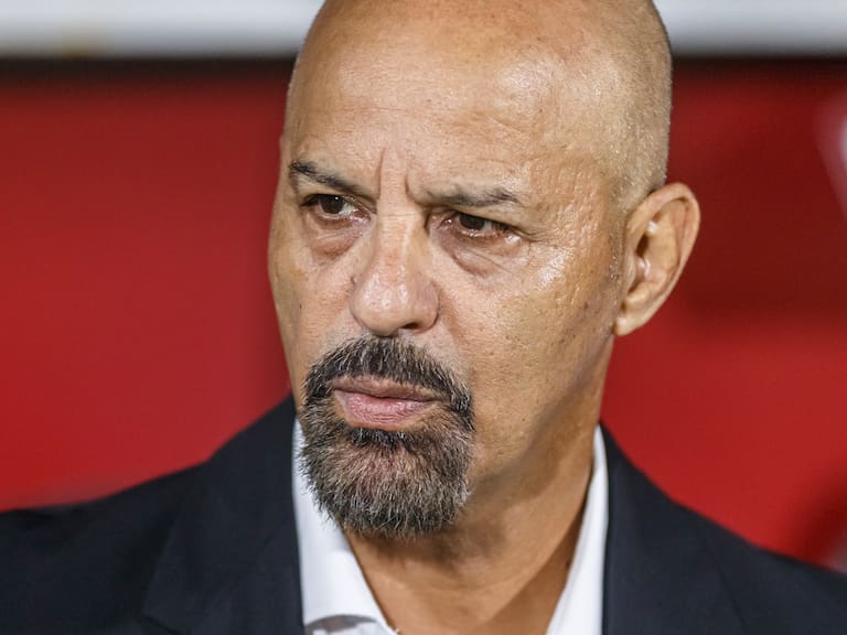 “Fantasma” Figueroa vuelve a dirigir tras salir de la selección de Nicaragua