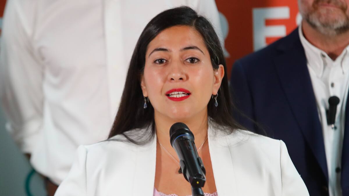 Formalizan a imputado por manipular cadáver hallado frente a vivienda de alcaldesa de Quinta Normal, Karina Delfino