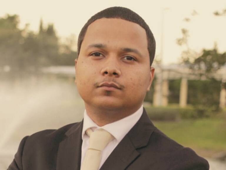 Freddie Figgers: el hombre que fue abandonado en la basura y se convirtió en un empresario multimillonario