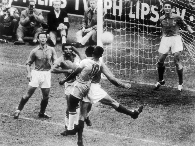 Pelé jugando por Brasil en el Mundial de Suecia 1958