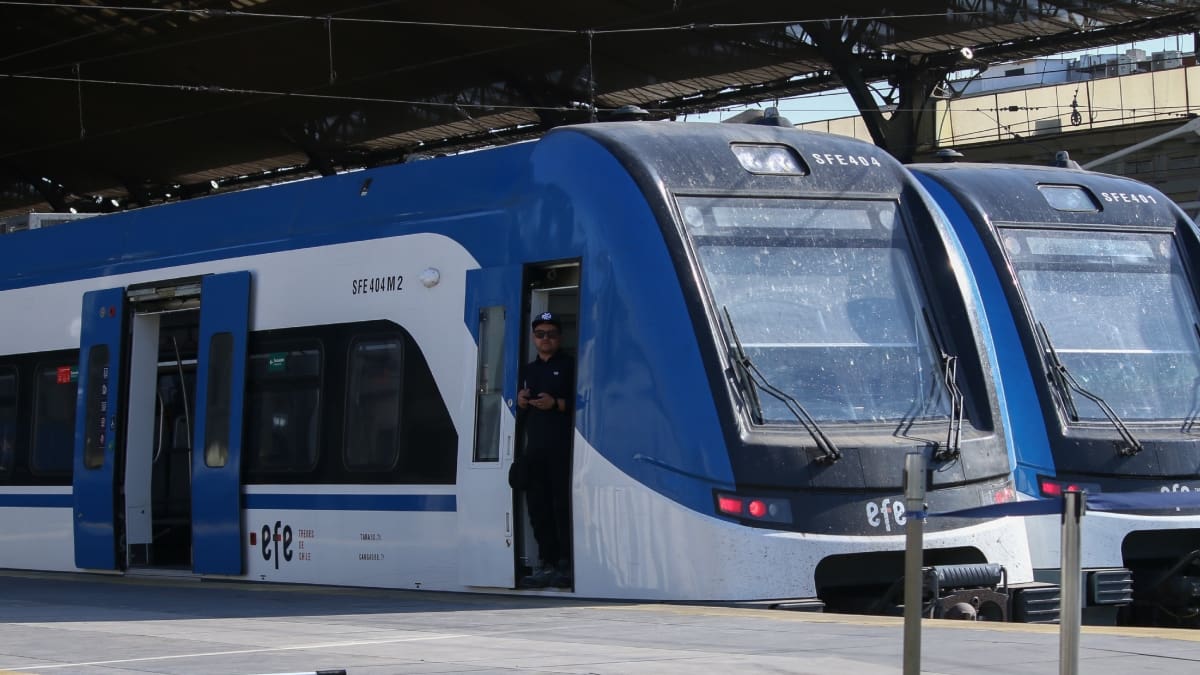 “Los compromisos de Estado deben cumplirse”: alcaldes cuestionan postergación de ejecución del Tren Santiago-Melipilla