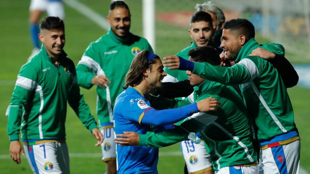 31 de Mayo del 2021/RANCAGUAJoaquín Montecinos(c) celebra su primer gol y el 1 a 1 de Audaz Italiano ,durante el partido valido por la novena fecha del Campeonato Nacional AFP PlanVital 2021, entre Audax Italiano vs Universidad de Chile, disputado en el Estadio El Teniente.
FOTO:FRANCISCO LONGA/AGENCIAUNO