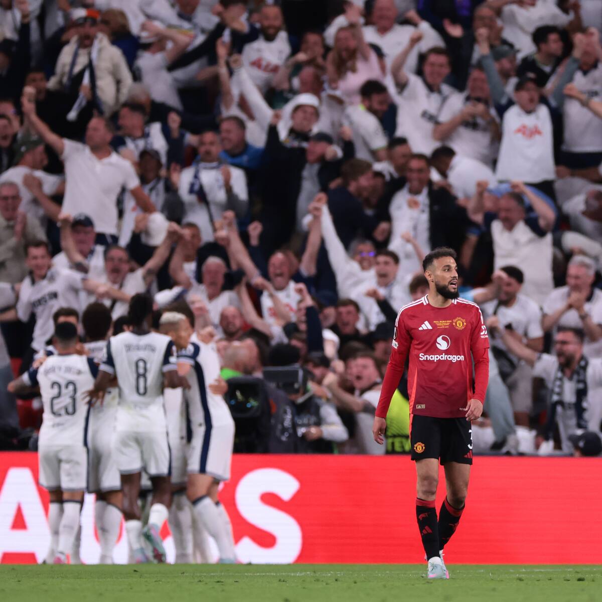 Tottenham vuelve a tocar el cielo y se queda con su tercera Europa League tras vencer al Manchester United
