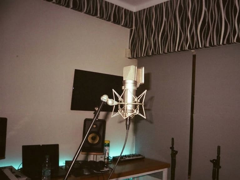 “El trabajo sexual sigue siendo mi main source”: reconocida cantante urbana sorprende con confesión sobre sus ingresos