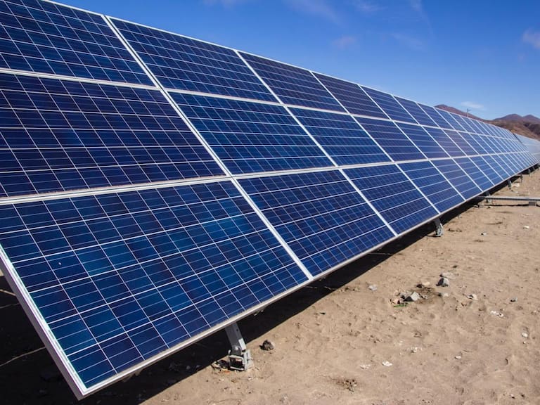 El fin de la era del diésel en faenas críticas: La tecnología que está redefiniendo la operatividad industrial en Chile