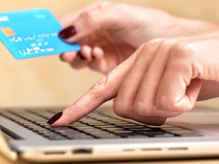 «Discriminación cultural»: Estudio de la CMF alertó que las mujeres son menos consideradas en el sistema financiero