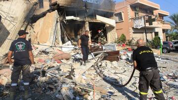 Israel sigue bombardeando Líbano y planea ofensiva terrestre: 51 personas murieron y otras 223 resultaron heridas