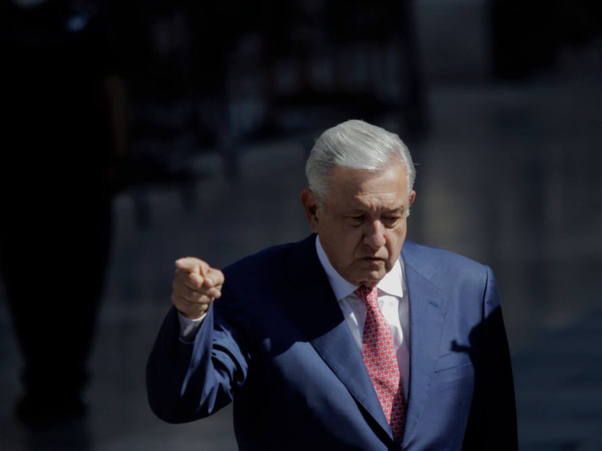 México reitera idea de recibir a Pedro Castillo y su familia