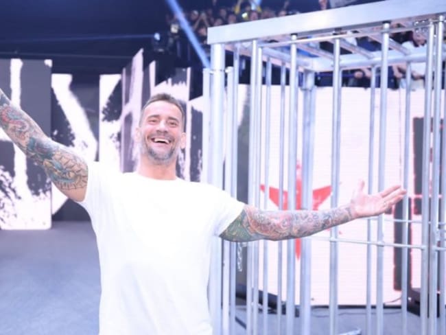 CM Punk vuelve a WWE durante Survivor Series tras casi 10 años