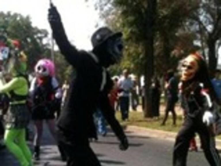 Villa Francia recordó asesinato de hermanos Vergara Toledo con romería y acto cultural