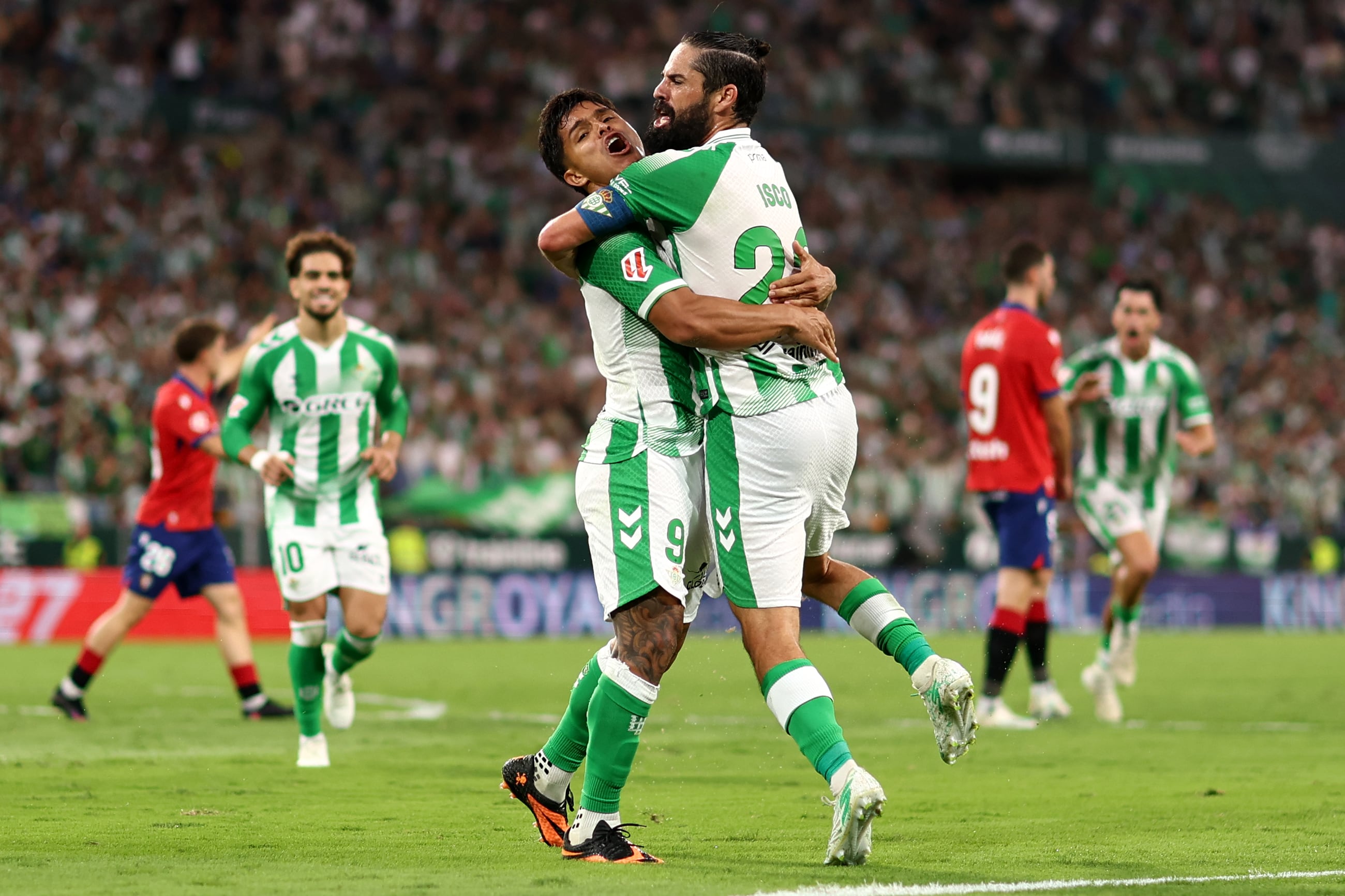 El Betis de Pellegrini no afloja en España: goleada y podio en La Liga
