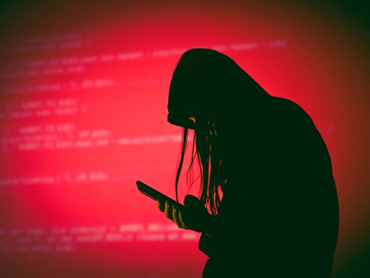 85% de las mujeres ha presenciado violencia digital: expertos alertan aumento de casos en Latinoamérica