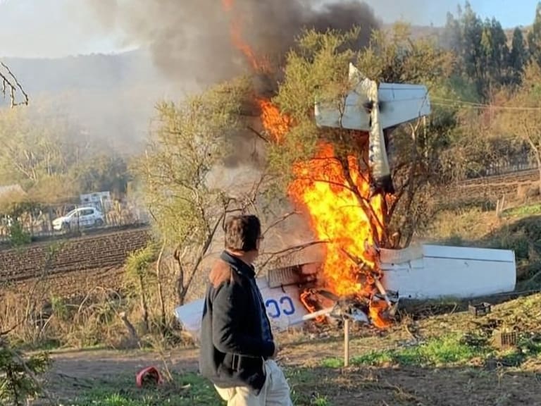 Accidente aéreo en Melipilla: avioneta se precipitó en el sector de Las Tinajas