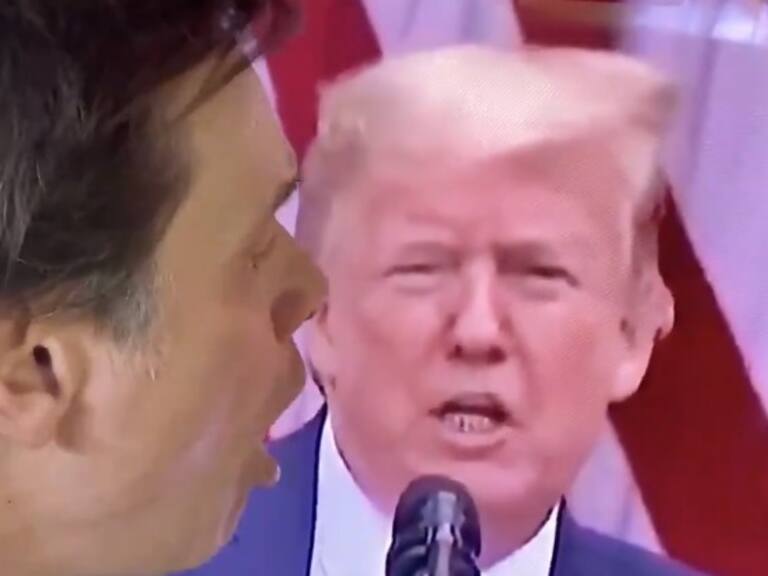 Jim Carrey se hizo viral tras «toserle» la cara a Donald Trump