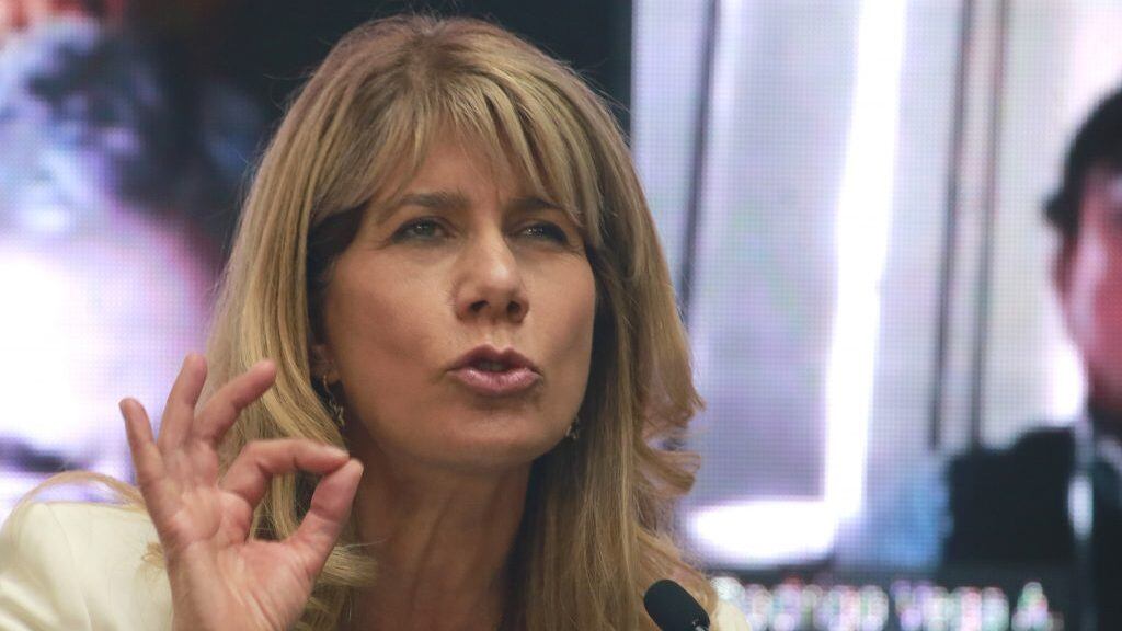 26 de febrero del 2021/SantiagoLa senadora y candidata presidencial de la Democracia Cristiana, Ximena Rincón, presenta al equipo de profesionales, territoriales, líderes y otras figuras, quienes conformarán su equipo de campaña presidencial en distintas áreas, para proponer una nueva idea de país. En dicha instancia, la candidata presentará a quienes conformarán los equipos de la “Revolución en Dignidad”, y aspectos de la idea país que lidera
FOTO: KARIN POZO/AGENCIAUNO