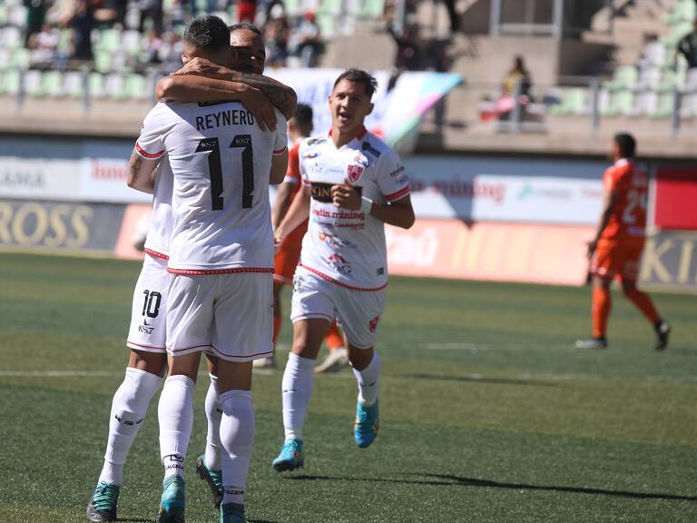 Deportes Copiapó acaba con una negativa racha de resultados a costa de Cobreloa