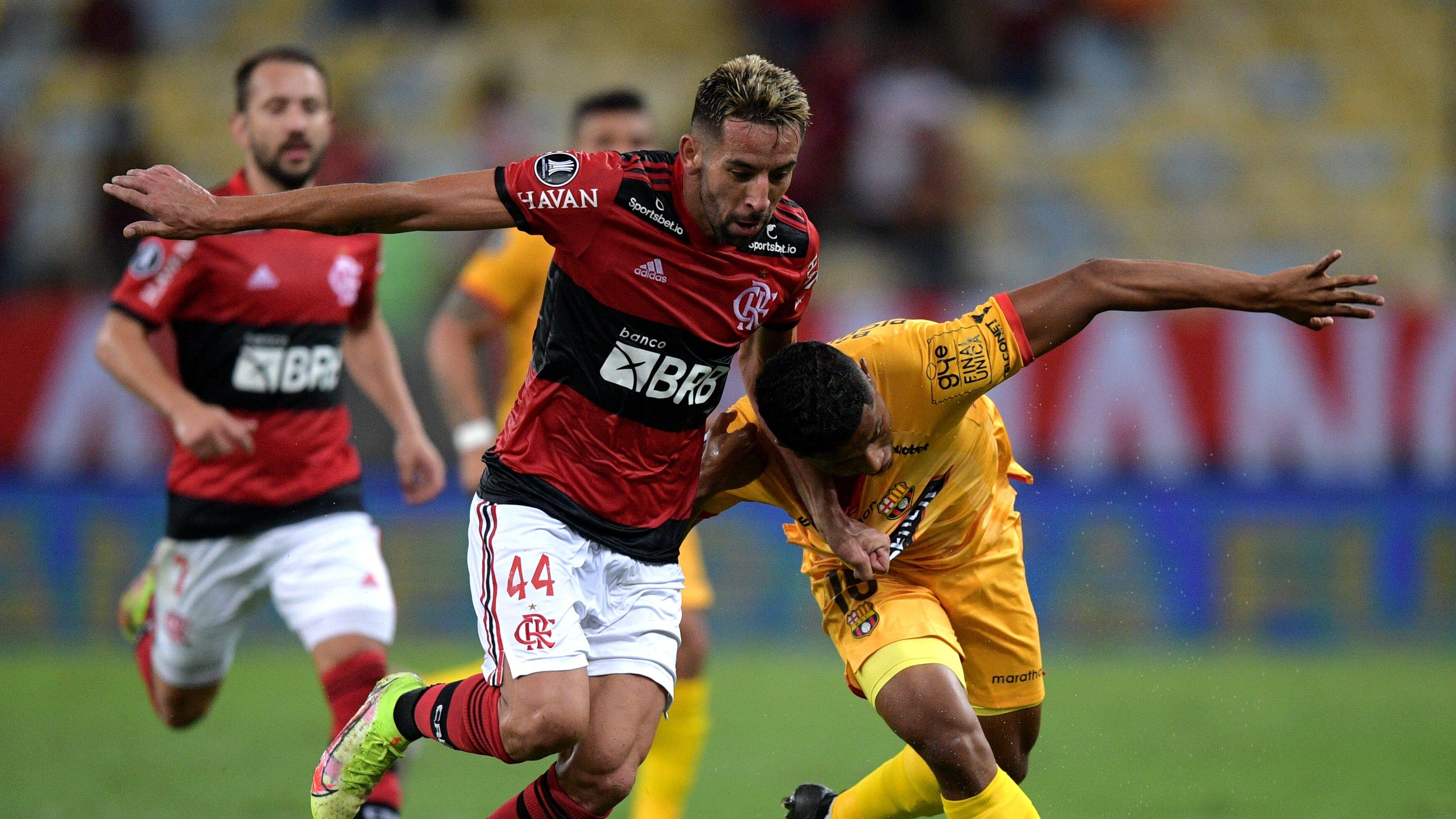 Mauricio Isla en el Flamengo