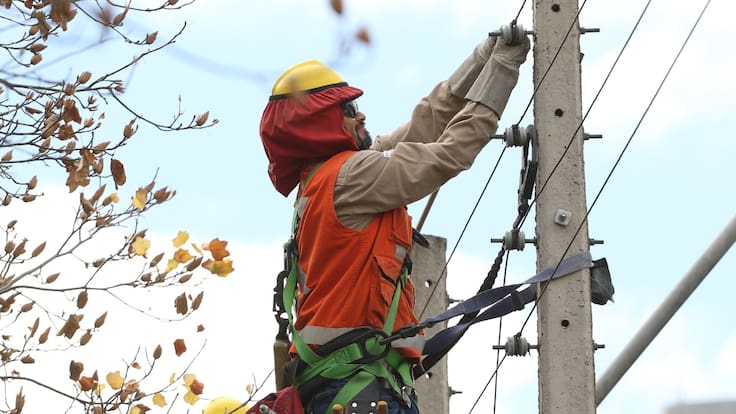 Corte de luz en Santiago este jueves 21 de mayo: Enel anuncia interrupciones en 5 comunas de la RM