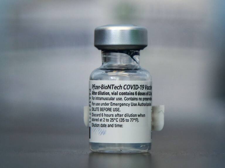 Una dosis de la vacuna de Pfizer y BioNTech contra el Covid-19