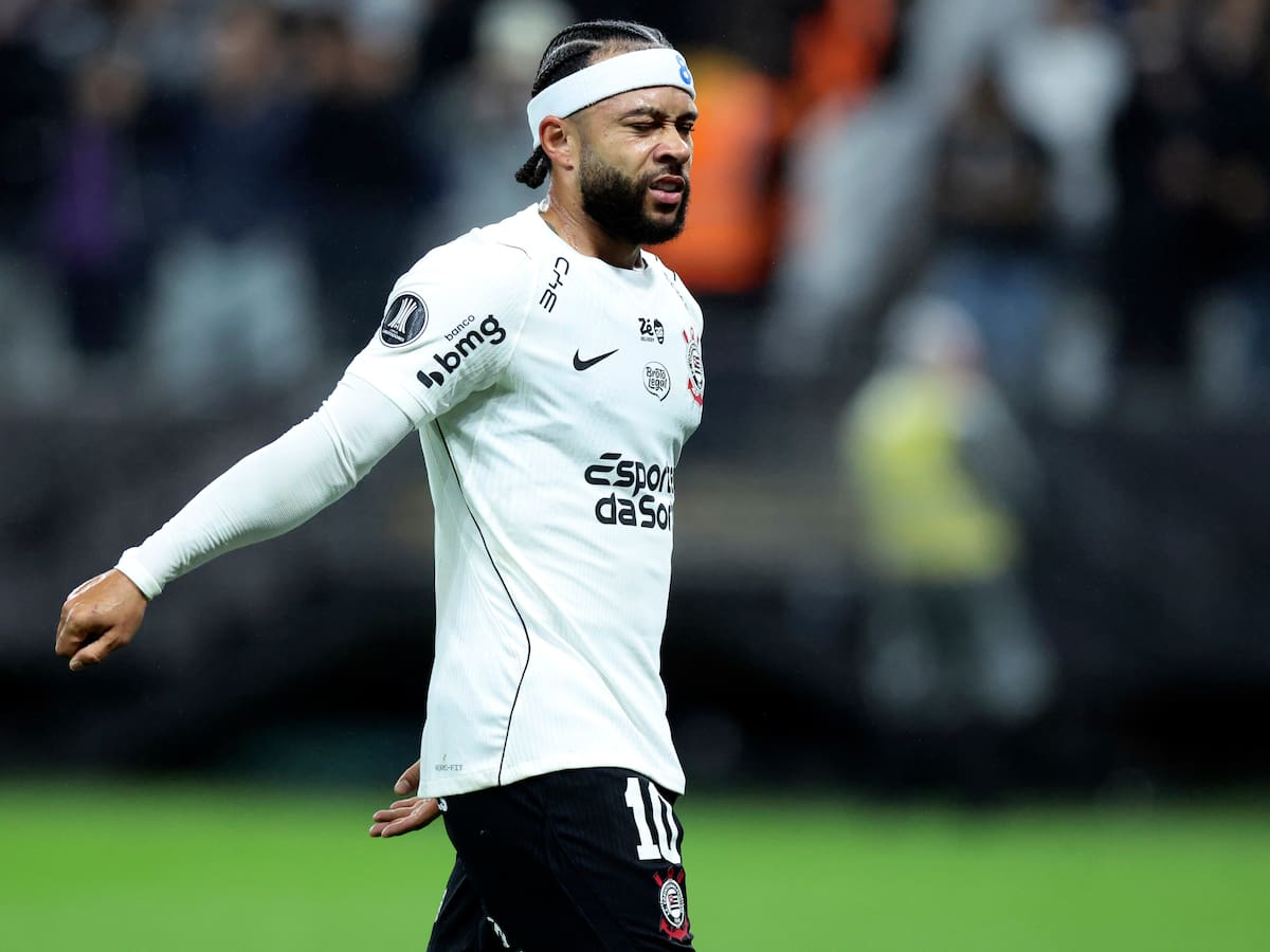 Las surrealistas exigencias que llevaron a Corinthians a no renovar el contrato de Memphis Depay
