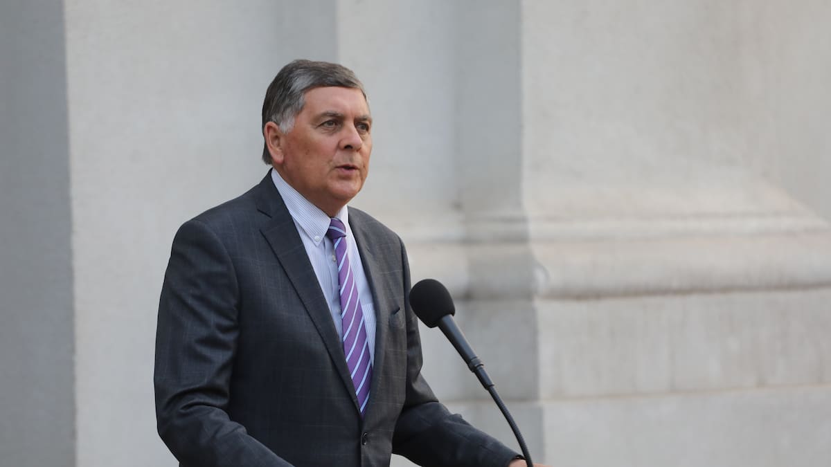 “Ya se sabe quiénes son”: Gobierno confirma que hay tres estudiantes identificados por agresión a ministra Lincolao