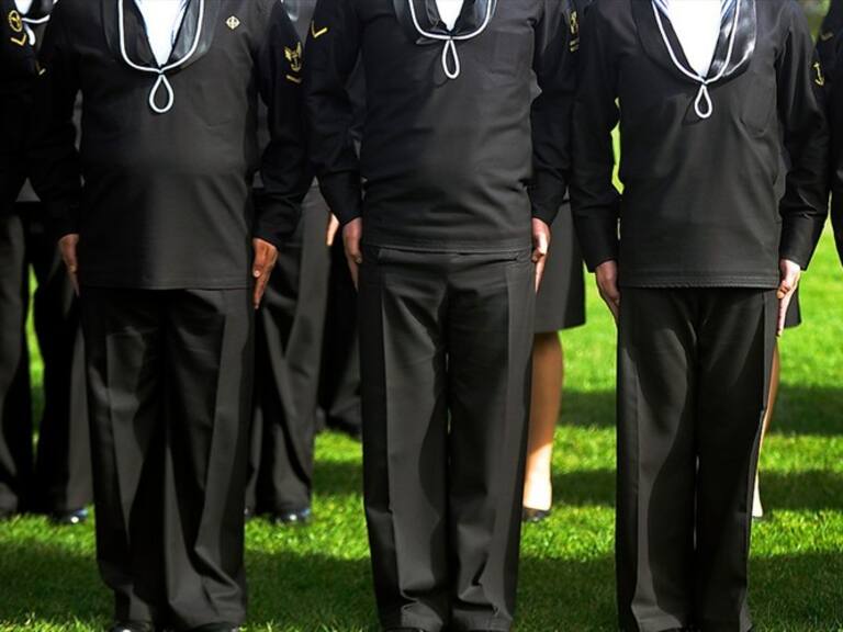 Justicia ordenó reintegro de marino dado de baja por relación con esposa de compañero