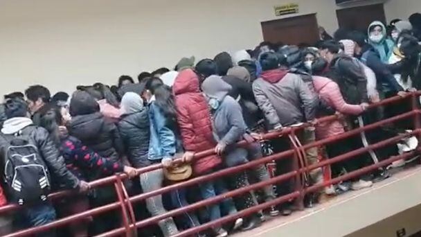 Registro del momento previo a la tragedia de la Universidad Pública de El Alto