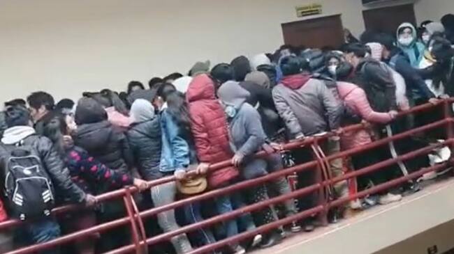 Registro del momento previo a la tragedia de la Universidad Pública de El Alto