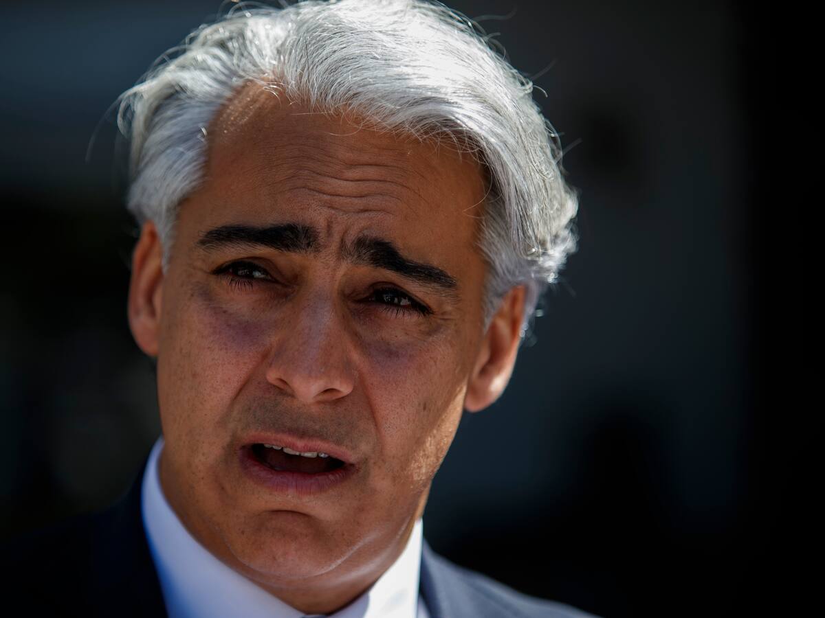 “El vehículo está a nombre de su cónyuge”: que se sabe del robo a Marco Enríquez-Ominami en Providencia