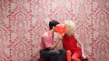 Qué significa que a tu pareja no le guste celebrar el Día de San Valentín, según la psicología