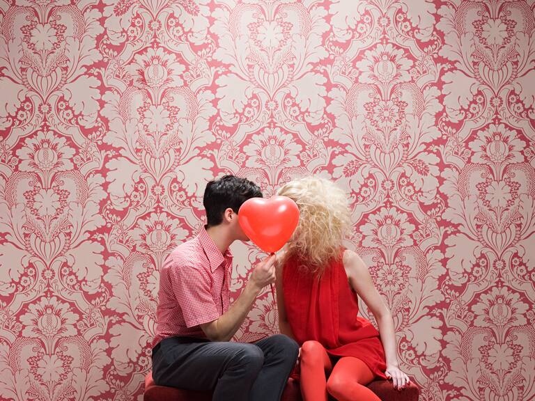 Qué significa que a tu pareja no le guste celebrar el Día de San Valentín, según la psicología