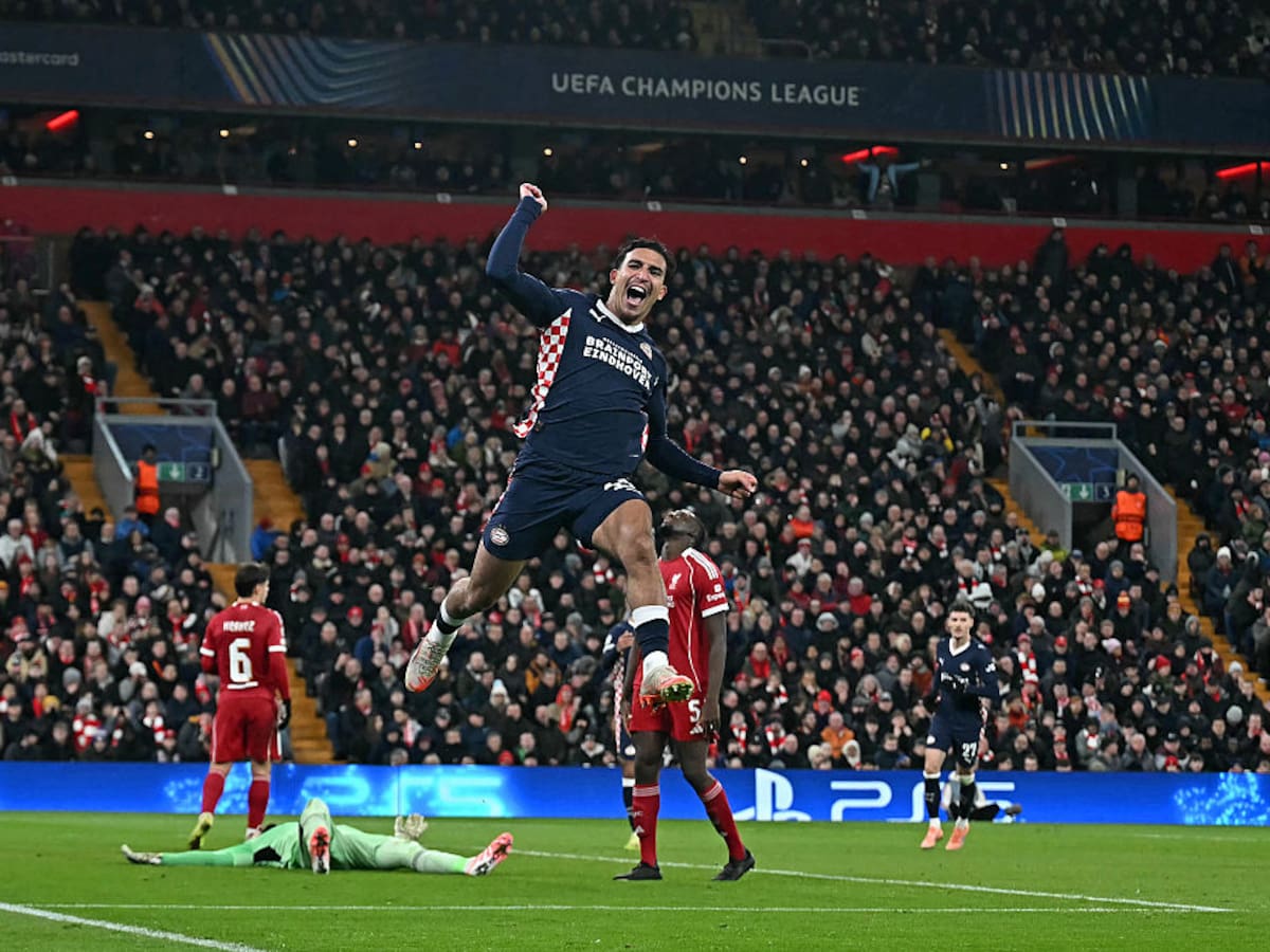 PSV sorprende en Anfield, golea y le propina un duro golpe al Liverpool por Champions League