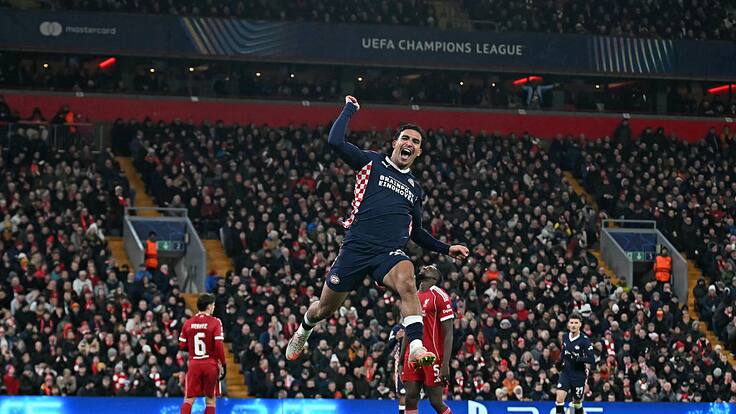 PSV sorprende en Anfield, golea y le propina un duro golpe al Liverpool por Champions League