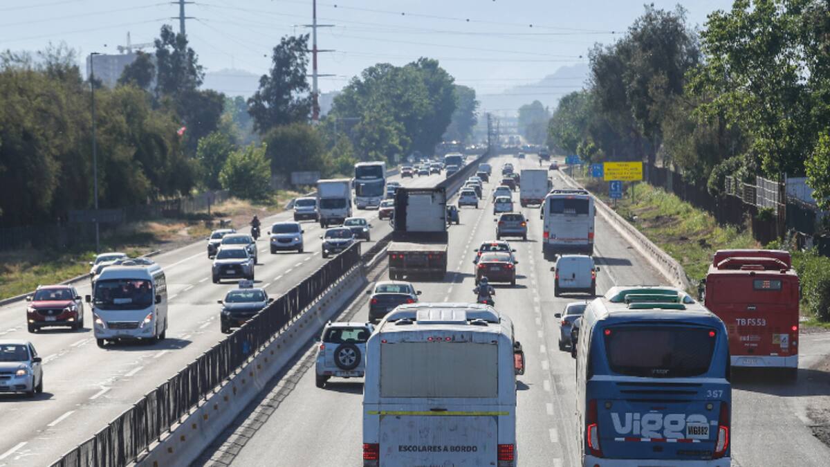 Feriado del Día del Trabajador cerró con cuatro fallecidos y 115 detenciones: Carabineros destaca baja en muertes viales